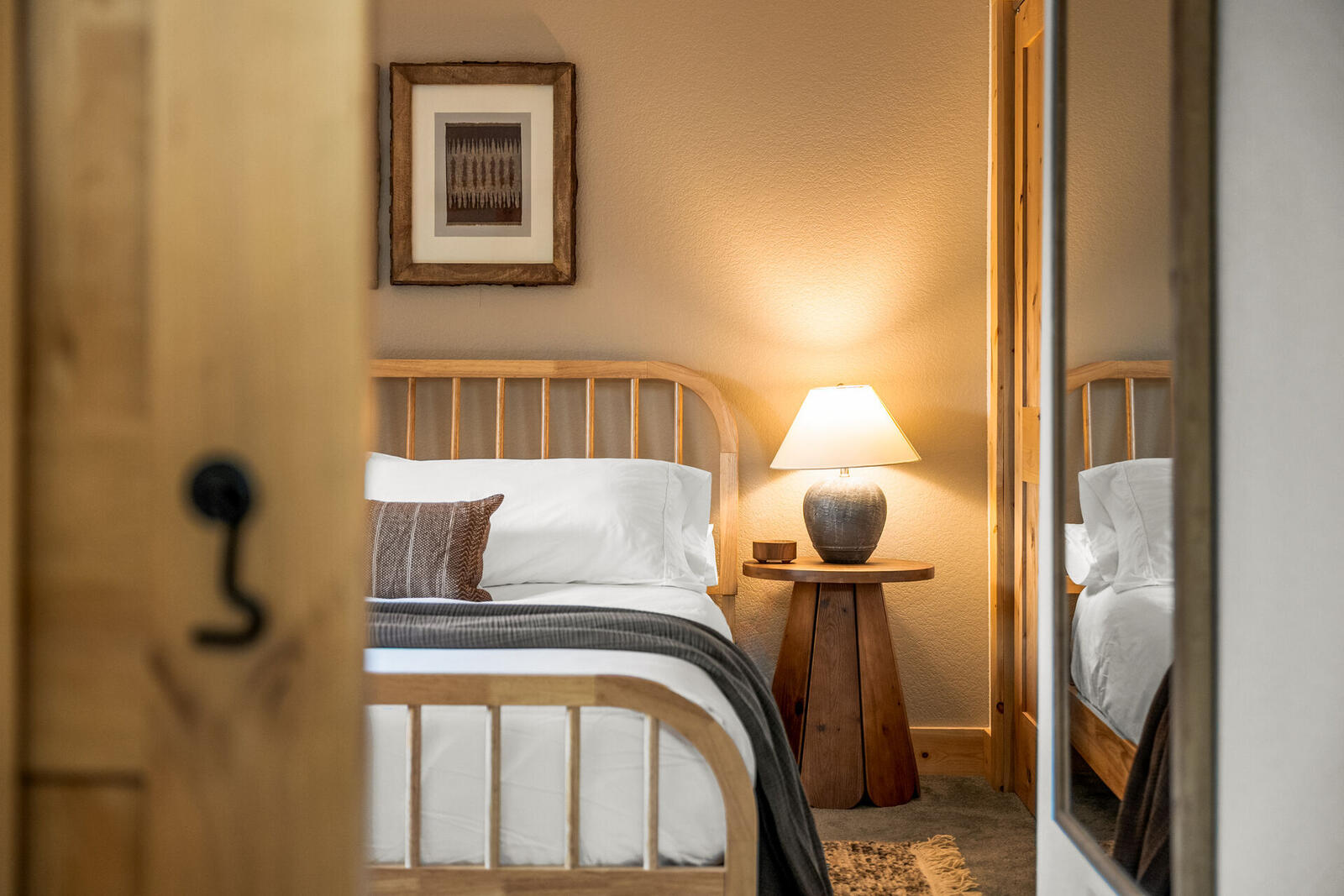 Second bedroom detail